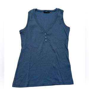 Women's Gray Sleeveless Top